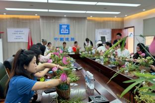 下一站费城！黄蜂官方：球队已正式裁掉洛瑞